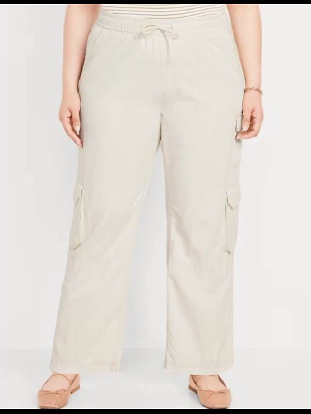 Old Navy Wide-Leg Cargo Pants in Off-White